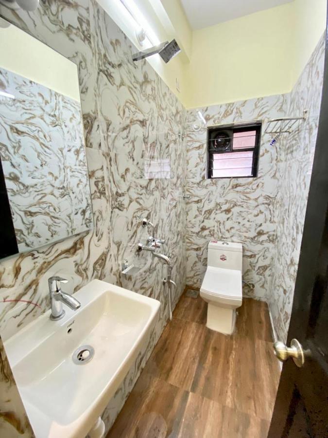 Prabhuvihar Residency Hotel Порворим Екстериор снимка
